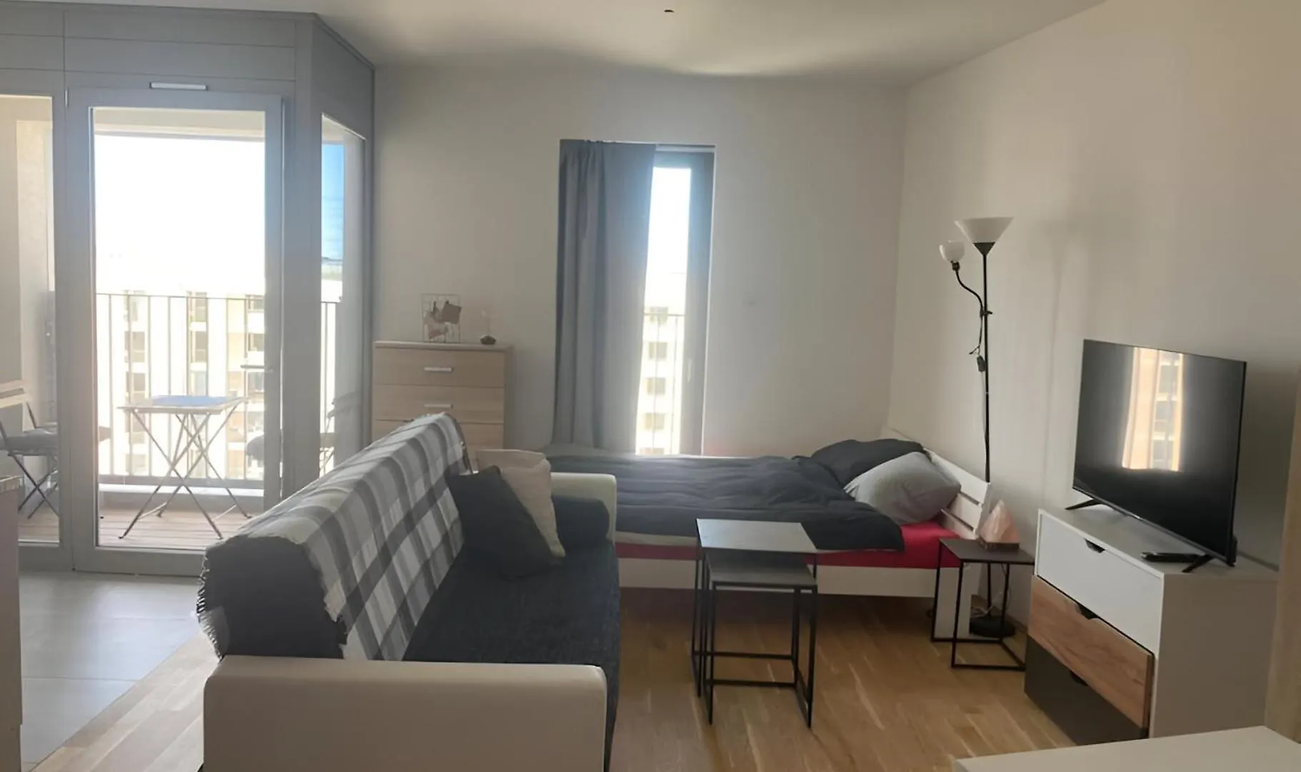 Bright Apartment In Munich Within Sight Of Alps