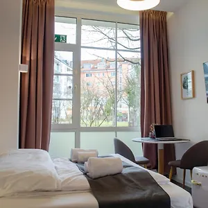 Homely 8 - Relaxed Self-check-in In Apartment