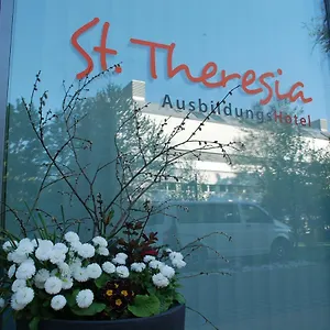 2* ホテル Ausbildungshotel St. Theresia